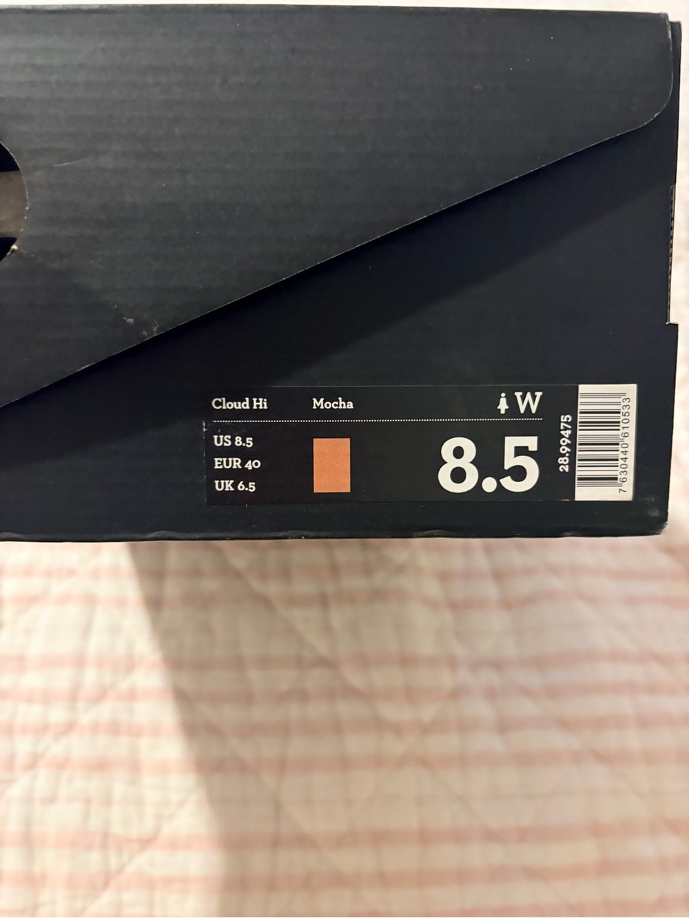NWB RARE ON RUNNING MID TOP RUNNING/HIKING SHOES - Picture 9 of 9